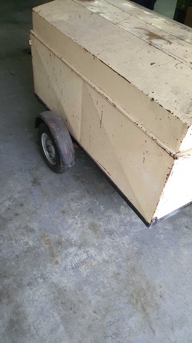 Atrelado de pequenas cargas