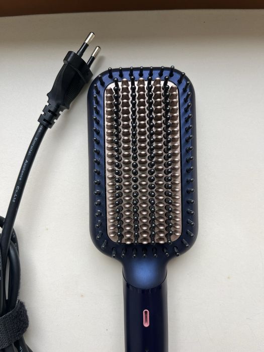 Щітка-випрямляч Philips BHH885