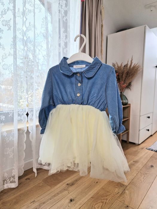 Sukienka jeansowa z tiulowym dołem niebieska biała 74