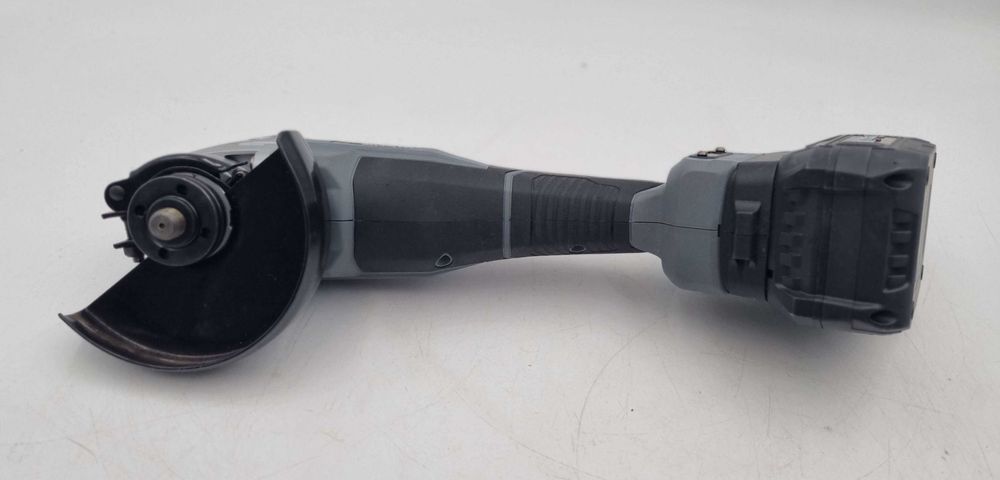 Szlifierka Graphite 58GE142 + Aku 8AH + Ładowarka
