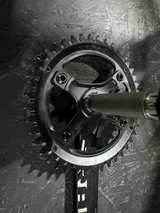 Nowy mechanizm  korbowy  Sram Apex 42T