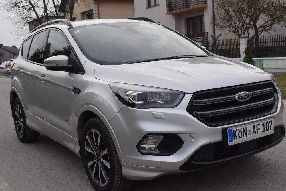 Ford Kuga,full opcja,ST-Line,4x4 z Niemiec