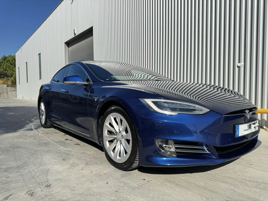 Tesla Model S 75D AWD