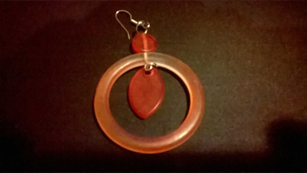 Lote de várias peças de Bijuteria