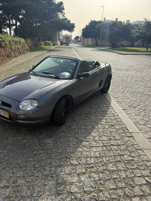 MG MGF — fotografia 4