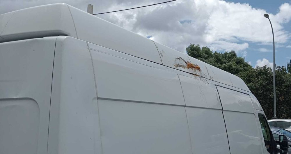 Oportunidade! RENAULT Master III Van 2.3 dCi FWD Diesel 136 cv / 100 kW L3H3