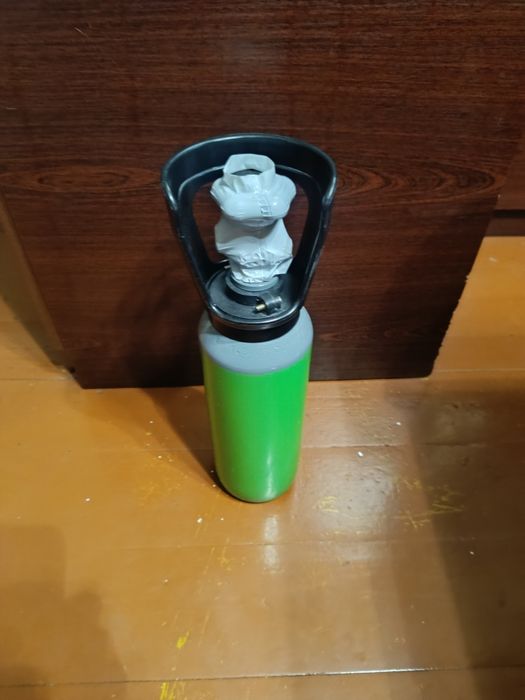 Butla z gazem spożywczym CO2 2L/1.34kg.  Wymiana na pełną 30zł.