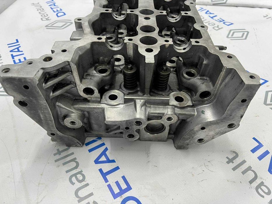 ГБЦ Головка блока двигуна Renault Master 2.3dci Bi-Turbo 110422750R