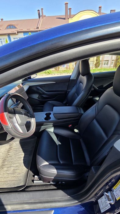 tesla 3 продаж продаю