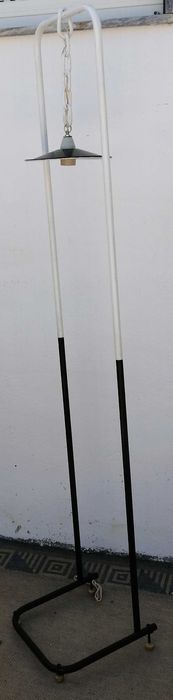 Candeeiro de sala by a Arte do Lixo