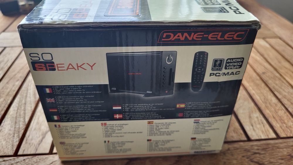 Caixa de Disco Externo de Multimédia