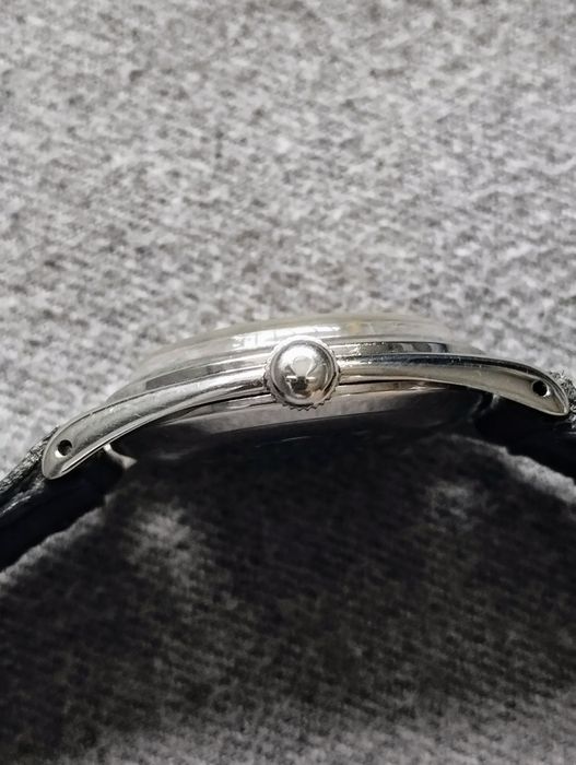 Oryginalny  szwajcarski zegarek Omega