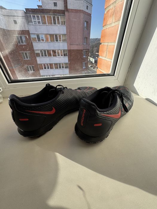 Сороконіжки Nike Phantom GT Club 44 (28см)