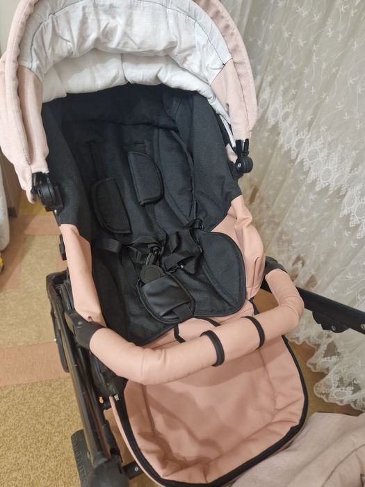 Продам коляску Ricci 2в1