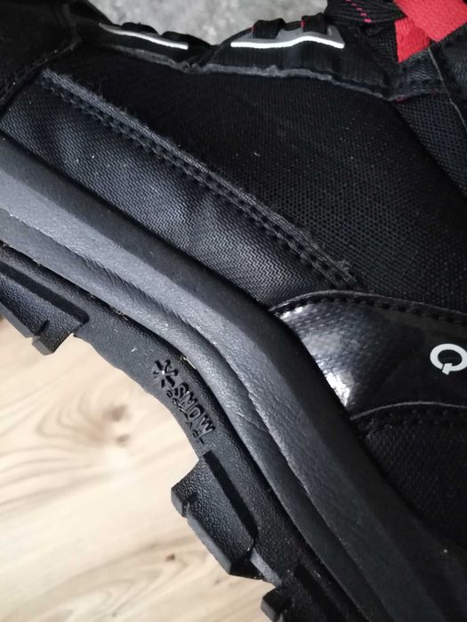 QUECHUA. Śniegowce wodoodporne.