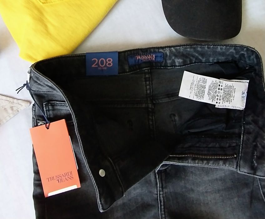 Trussardi jeansy czarne