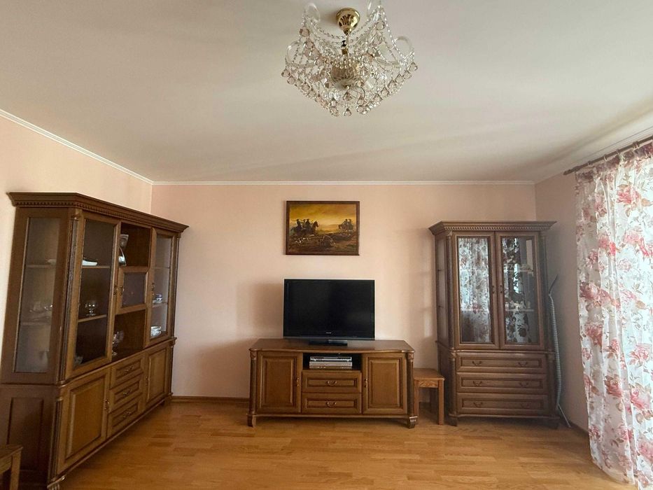 Продам 2кім.квартиру вул.Грушевського,парк Перемоги,м.Бровари DM