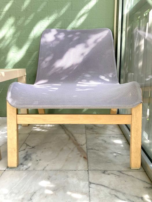 Conjunto IKEA – 2 Poltronas NOLMYRA + Mesa LACK | Usado
