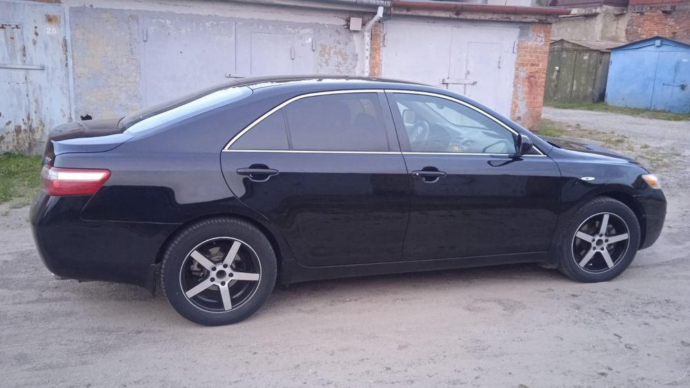 Продам Toyota Camry 40