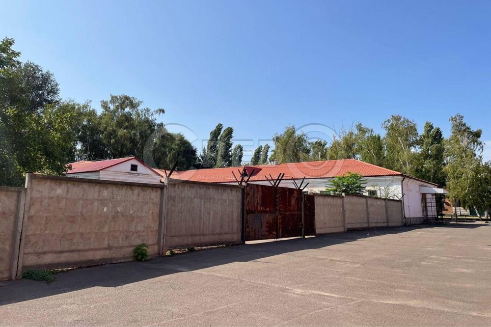 Продаж 1-поверхової будівлі, вул. Ф. Караманця