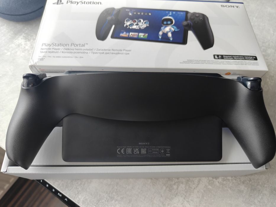 PlayStation Portal Midnight Black + Etui