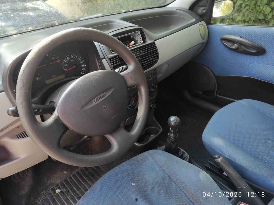 Fiat Punto 1.2 de 2001 (reservado) — photo 3