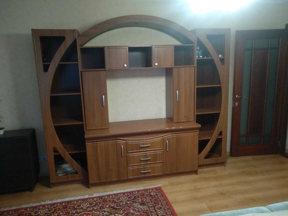 (3) Продам 2-кімнатну квартиру на Поділлі 1736