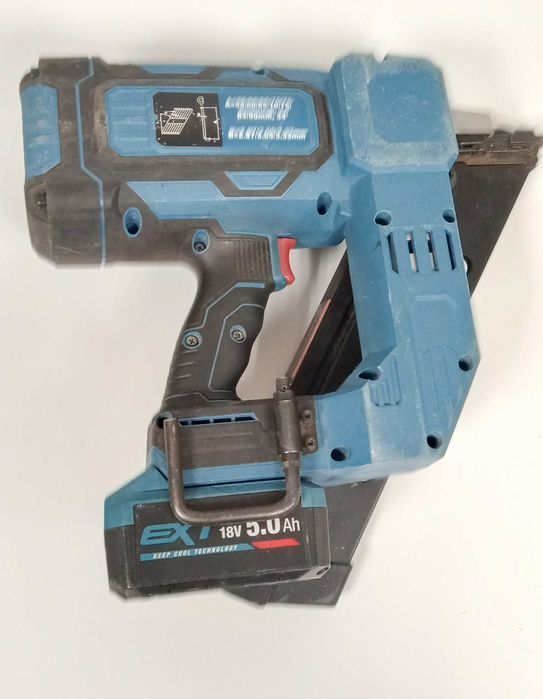 Erbauer Gwoździarka AKUMULATOROWA EXT 18V 50-90mm ERI966NAL