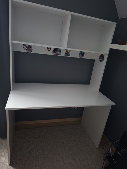 Białe biurko z nadstawką 162 x 60x 114