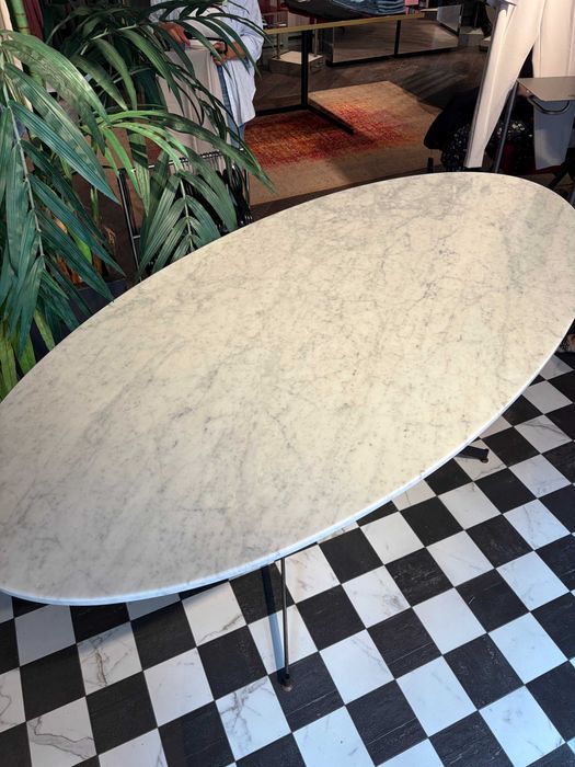 Mesa Oval em Mármore Branco 185 × 90 cm
