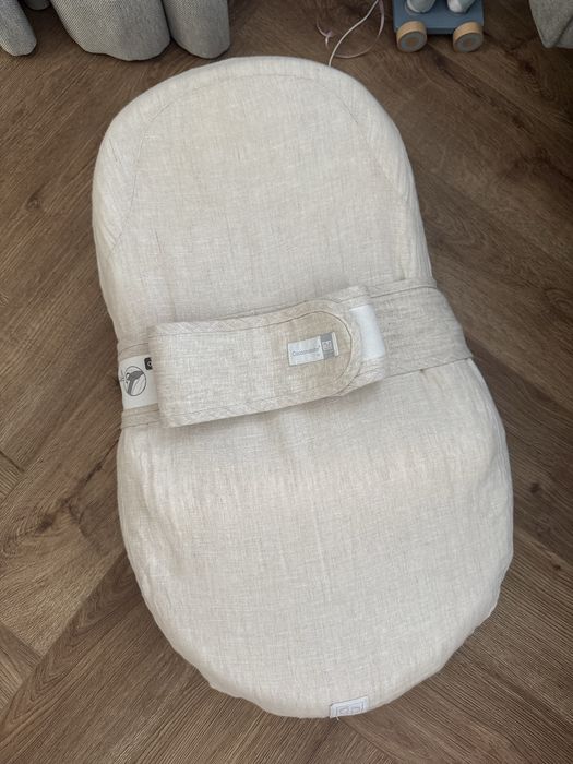 Sprzedam kokon Red Castle Cocoonababy Linen