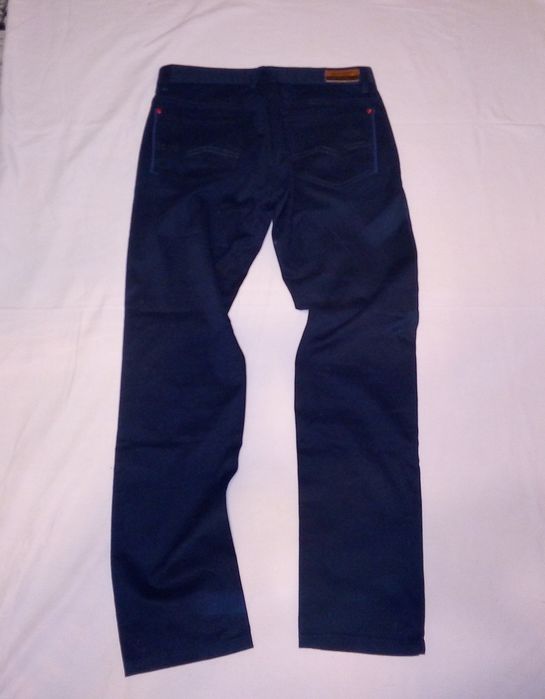 Spodnie LEGER rozmiar L (nowe)