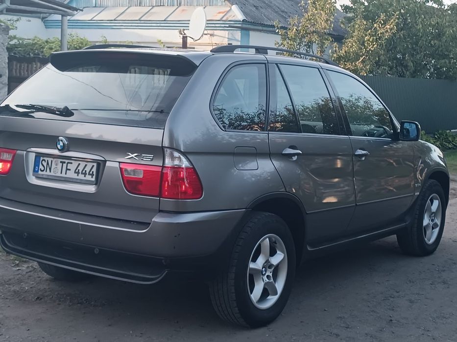 Продам BMW X5 E53