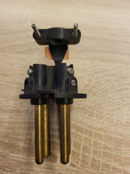 Wkład do wtyczki metalowej nowy