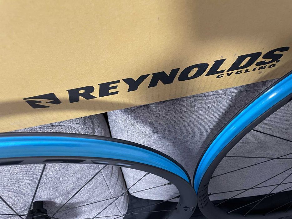 Koła karbonowe gravel Reynolds Blacklabel G650 Expert - 650b / 27.5" + 2x Shimano MT-800