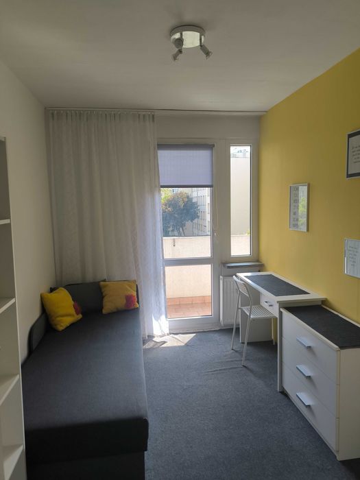 ul. Podchorążych, ścisłe centrum, pokój 10m2 z balkonem, osobno WC, blisko AWF, WSB, SUM, US, 2 wolne pokoje