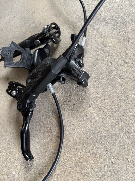 Travões Sram Code R + Pastilhas