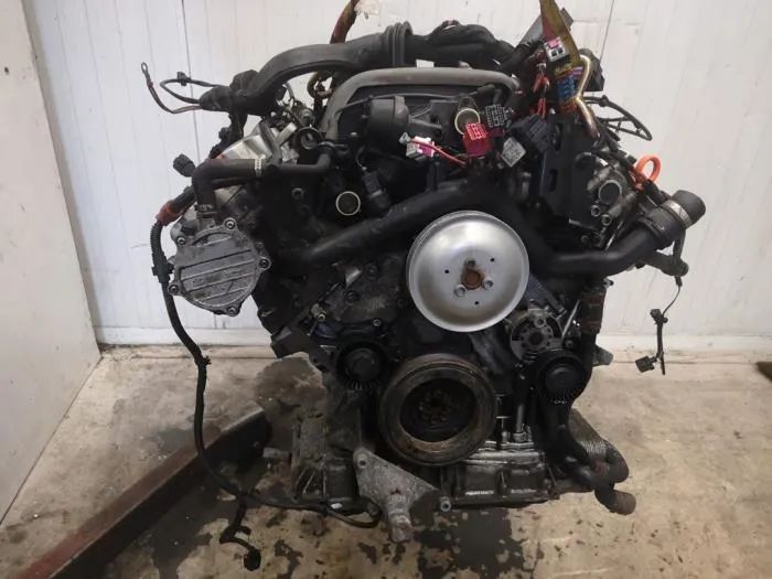 Motor AUK AUDI 3.2L 255 CV