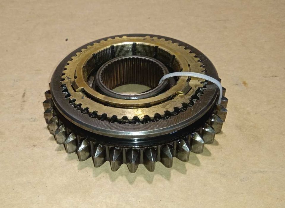 Муфта Ступица Синхронизатор КОМПЛЕКТ 1/2 передача VW Audi Skoda Seat