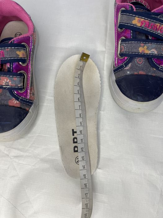 Кеди для дівчинки 23 розміру