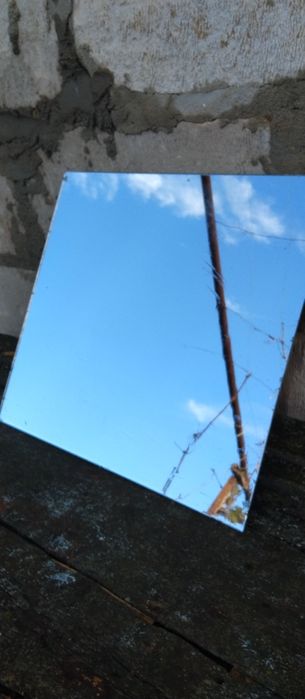 Продається отдам зеркало.