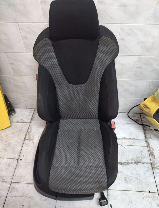 Banco lado pendura Seat Leon 1P FR Cupra