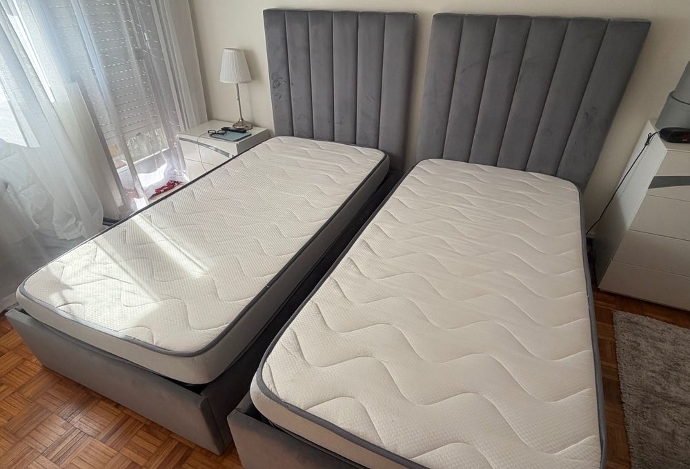 Vendo 2 camas de solteiro como novas