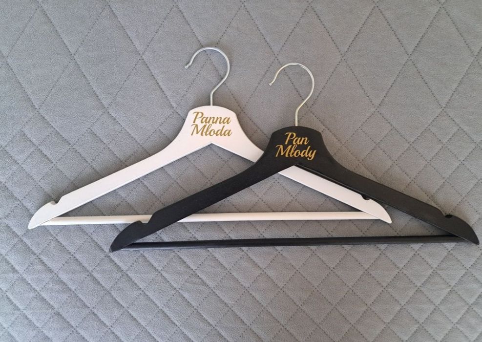 Wieszaki ślubne + kieliszki