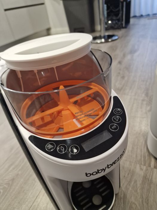 Maquina de fazer biberão | Baby Brezza | Como Nova