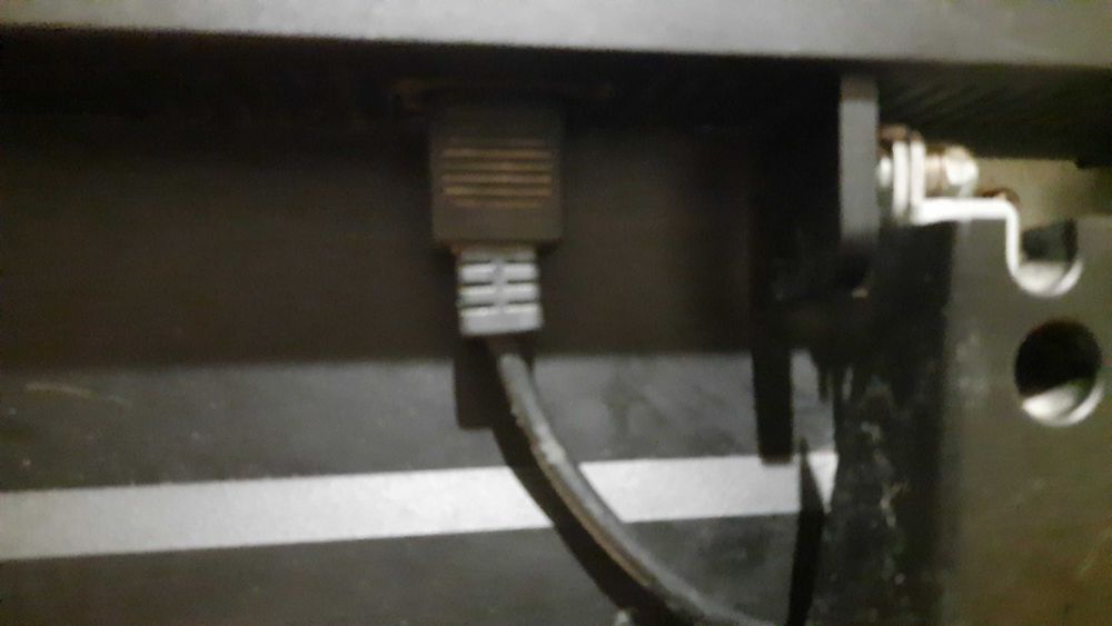 Монитор ASUS рабочий.