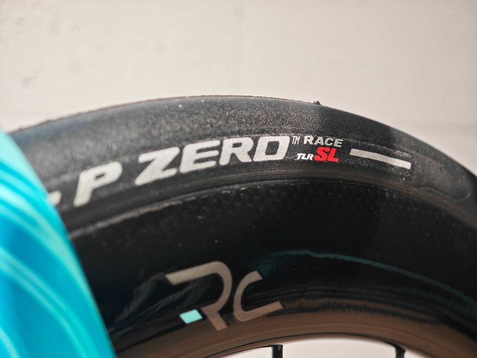 Nowy rower szosowy OFFICINA Bianchi Oltre RC Dura-Ace RATY0% VELOPOLIS
