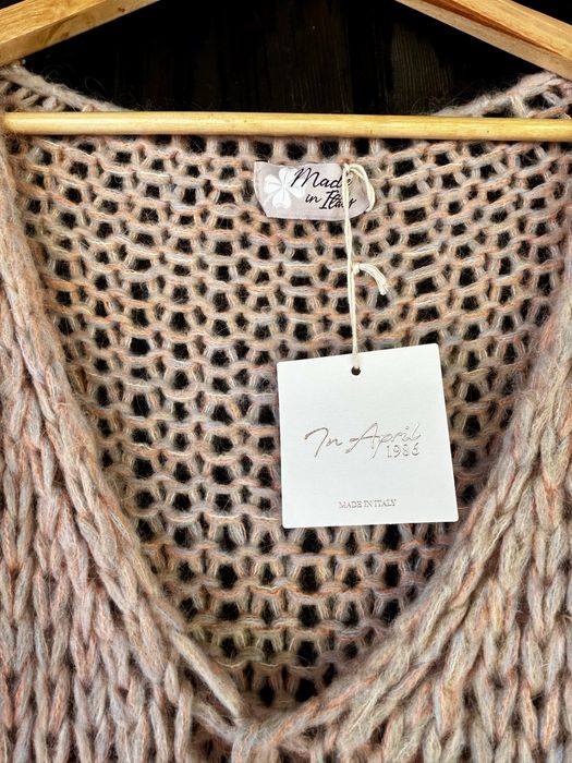 Nowy sweter z grubej włóczki