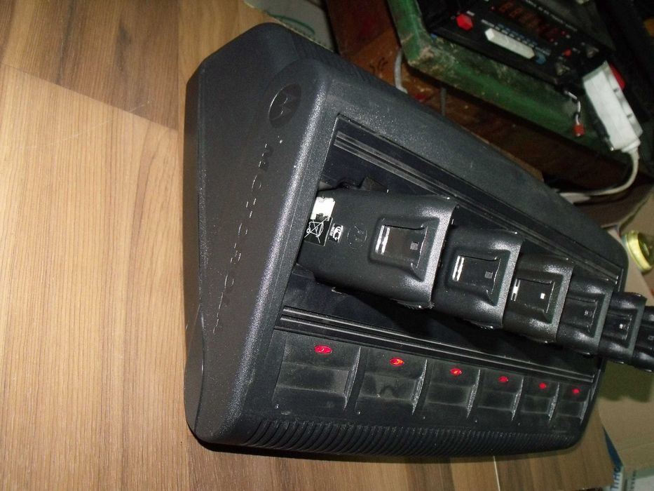 Motorola GP360/GP340 WPLN4197A Ładowarka Bazowa