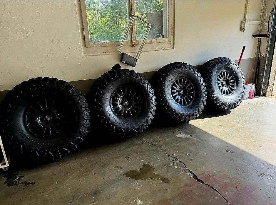 Pneus 40 13.5 17 Yokohama